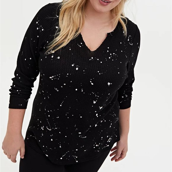 Torrid 5X Top Black Paint Splatter Waffle Knit NWT